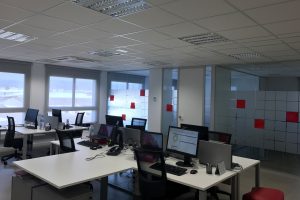 GHD Oficinas - Diseño de oficinas en Mallorca - Mamparas y cerramientos de oficinas